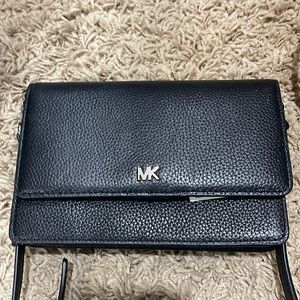 Michael Kors Mott Leather Phone Crossbody Bag / Purse -Black/Silver